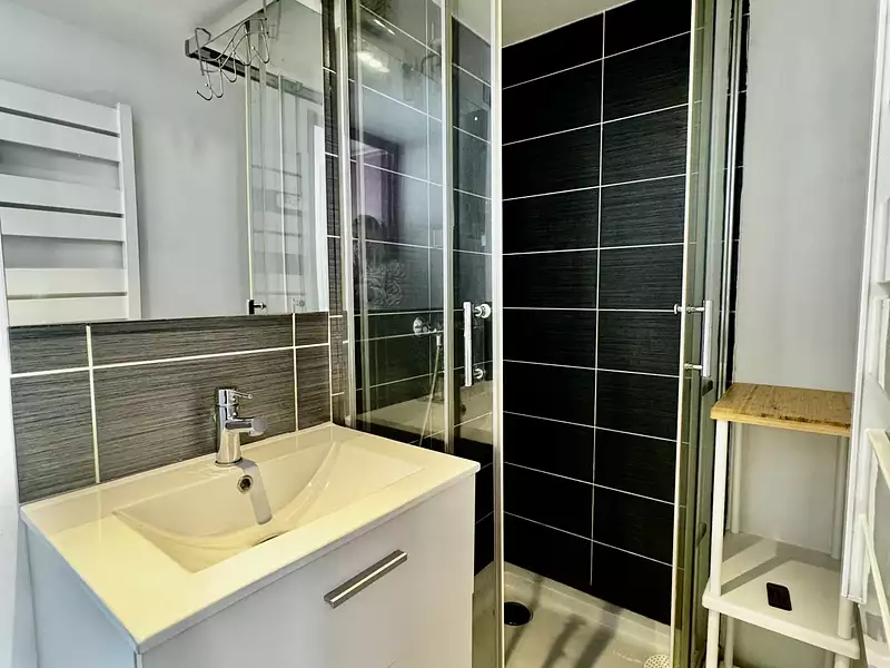Immeuble, 220 m²