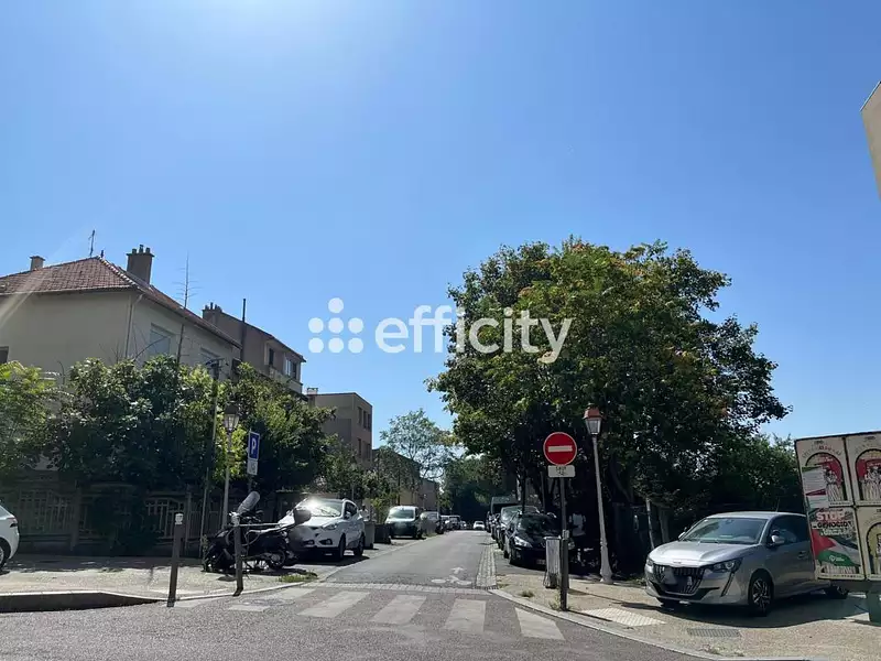 Parking, 14 m²