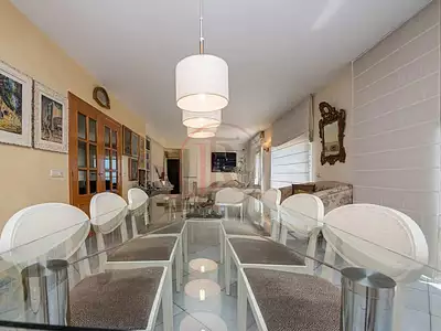 Maison, 496 m²