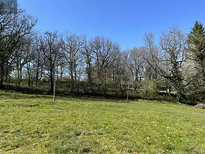 Terrain, 1 596 m²