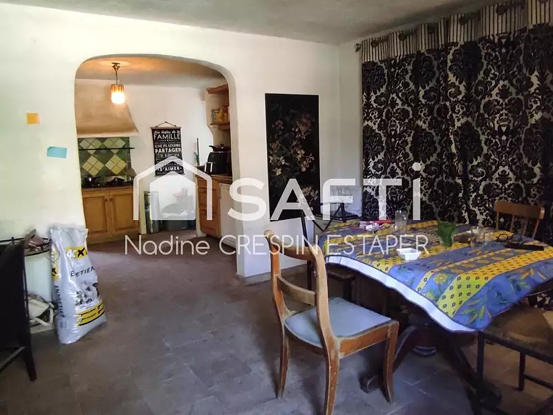 Maison, 254 m²