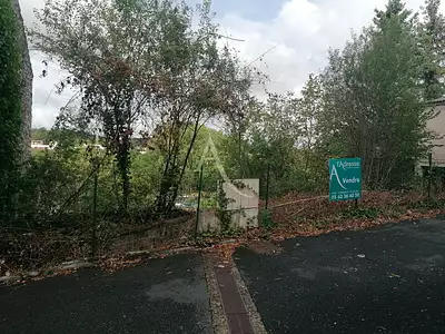 Terrain, 555 m²
