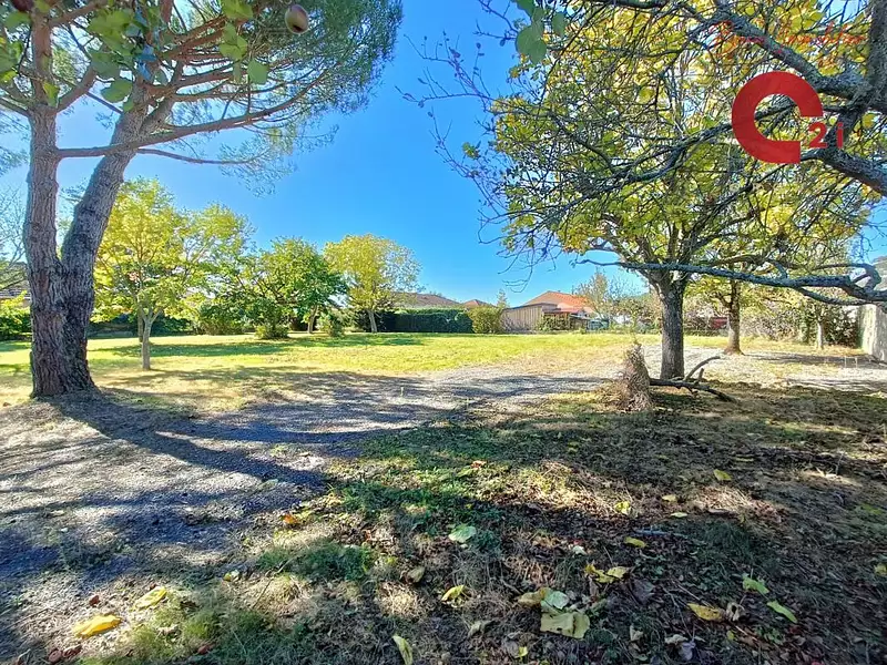 Terrain, 2 258 m²