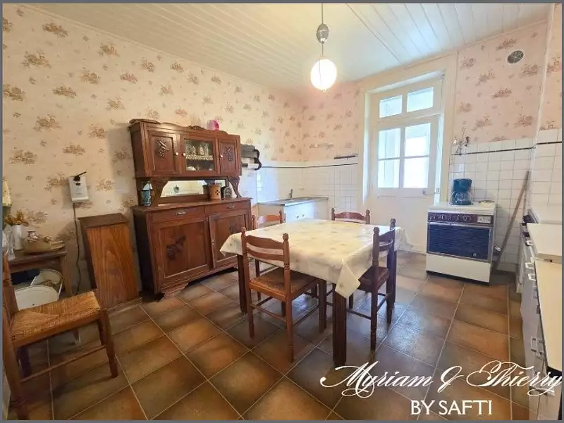 Maison, 175 m²