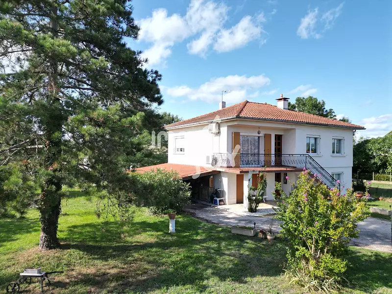 Maison, 164 m²
