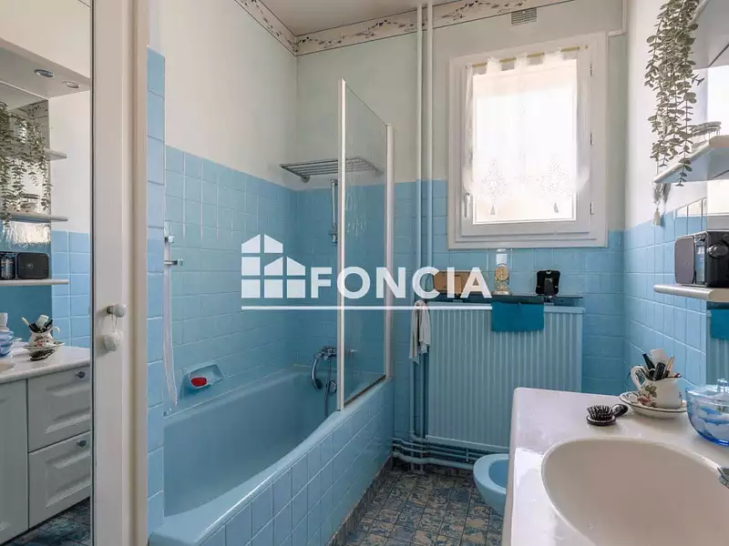 Maison, 180 m²