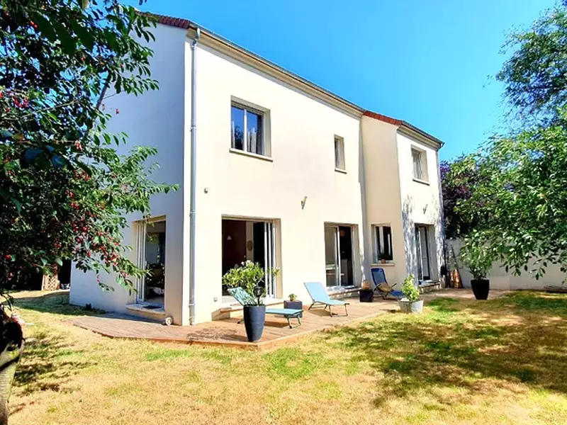 Maison, 136 m²