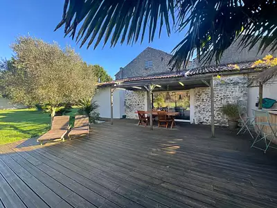 Maison, 281 m²