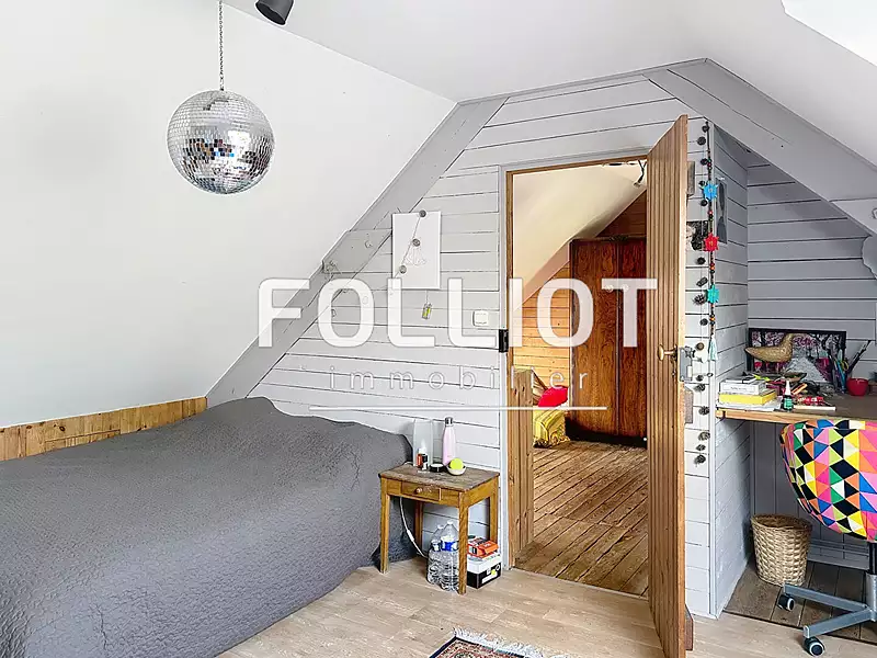 Maison, 277 m²