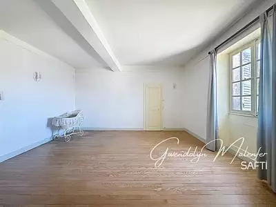 Maison, 180 m²