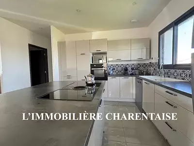 Maison, 154 m²