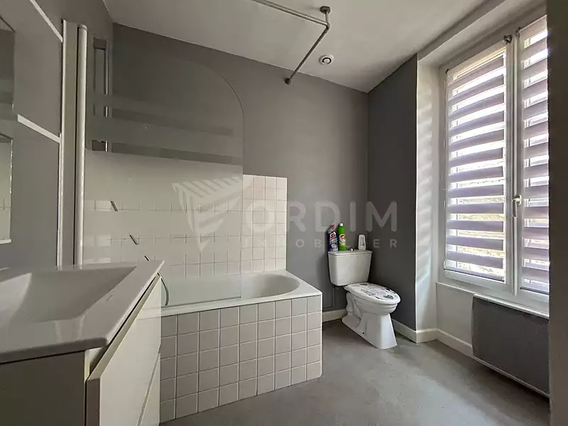 Immeuble, 282,67 m²