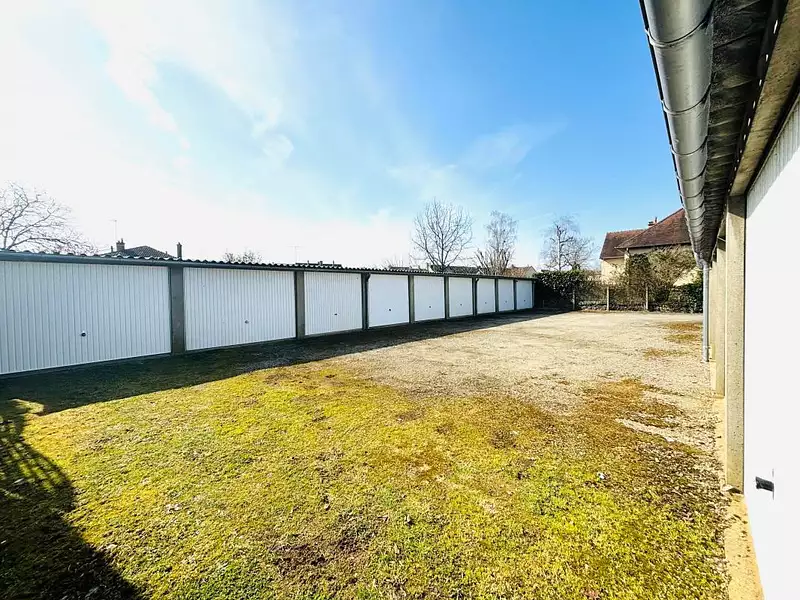 Parking, 12 m²