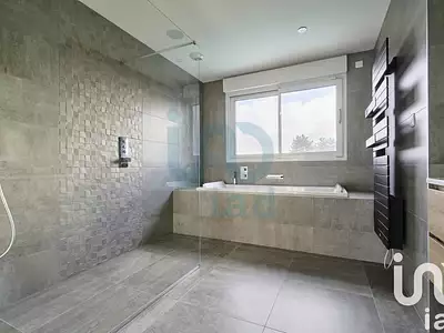 Maison, 386 m²