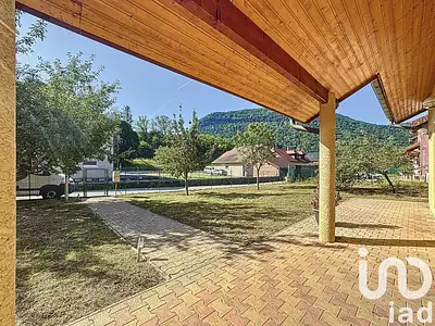 Maison, 246 m²