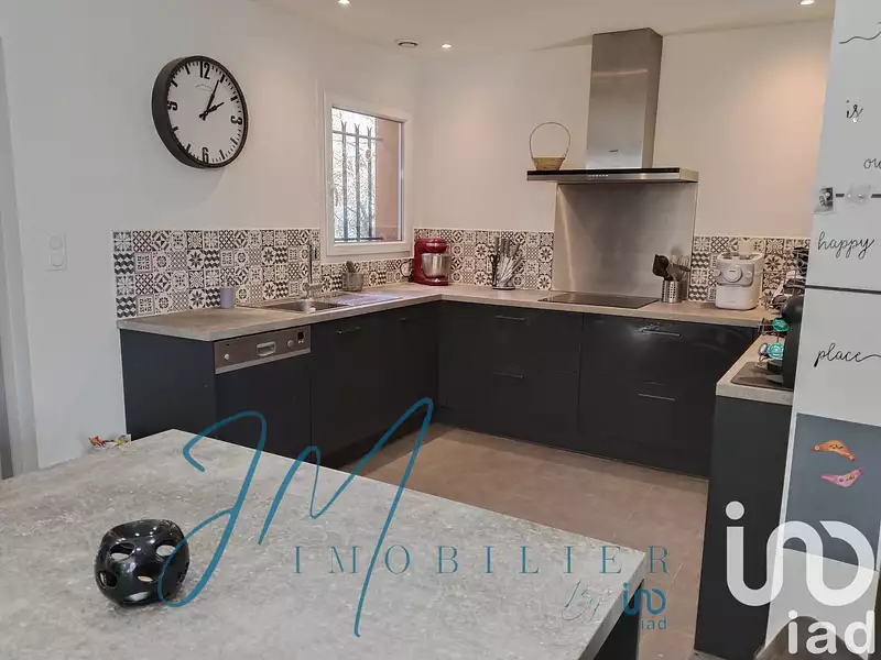 Maison, 169 m²
