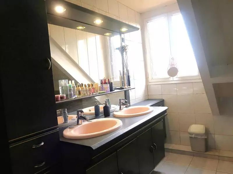 Maison, 140 m²