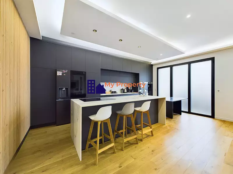 Maison, 180 m²