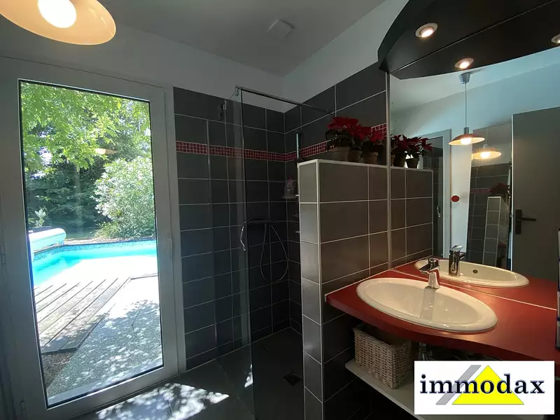 Maison, 192 m²