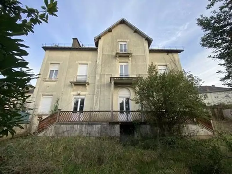 Maison, 275 m²