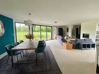 Maison, 225 m²