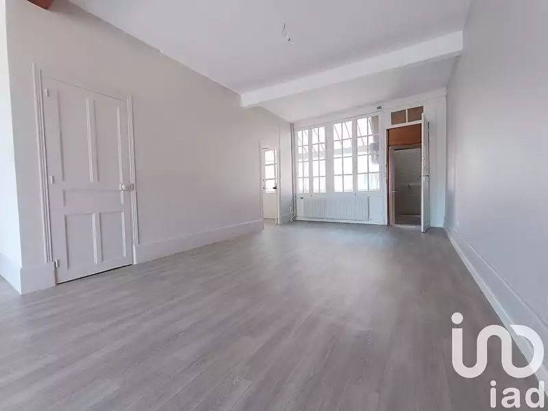 Immeuble, 331 m²