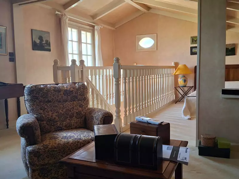 Maison, 235 m²