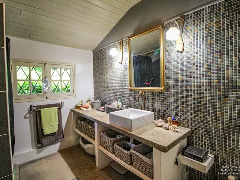 Maison, 276 m²