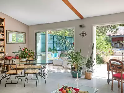 Maison, 210 m²