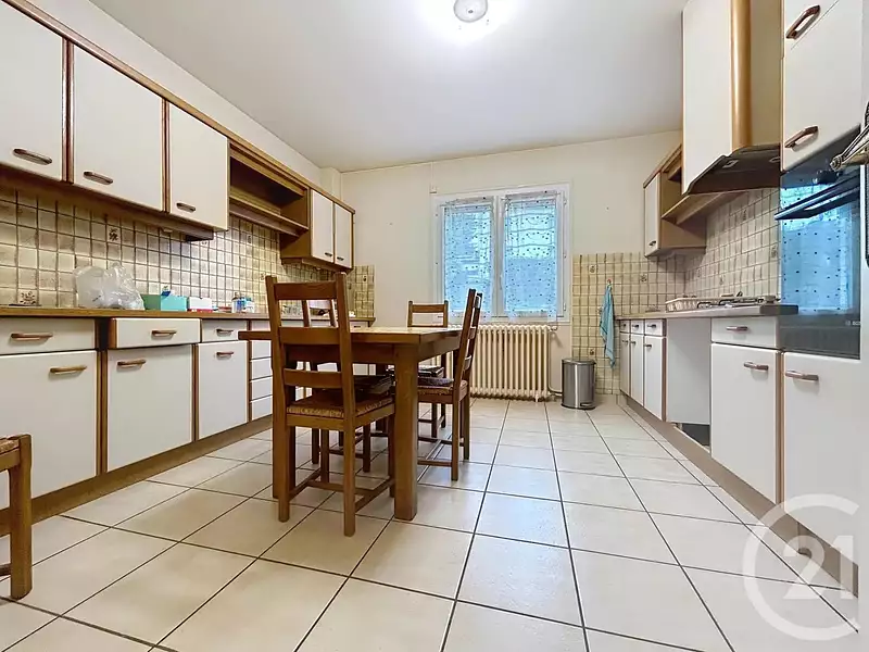 Maison, 179,36 m²