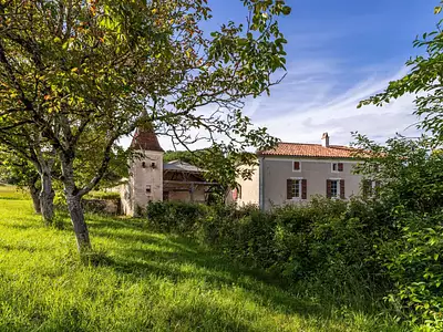 Maison, 303 m²