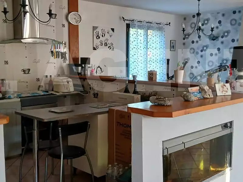 Maison, 150 m²