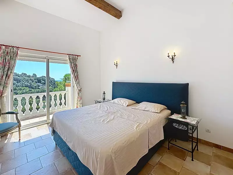 Maison, 330 m²