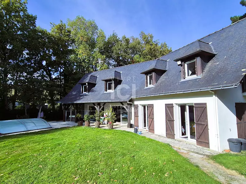 Maison, 280 m²
