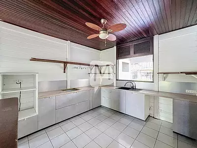 Maison, 175,66 m²