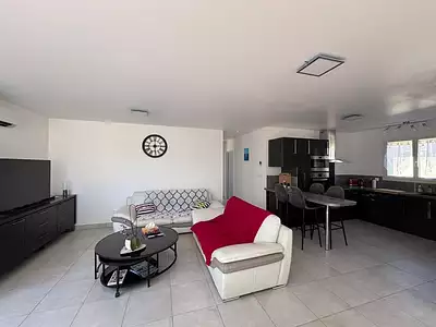 Maison, 94 m²