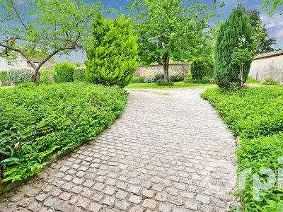 Maison, 283 m²