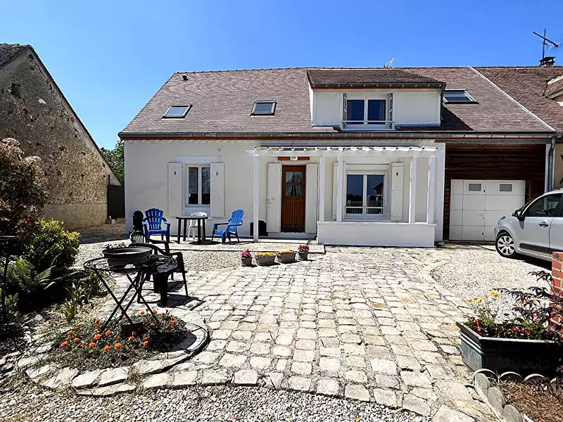 Maison, 157 m²