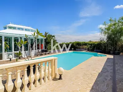 Maison, 280 m²