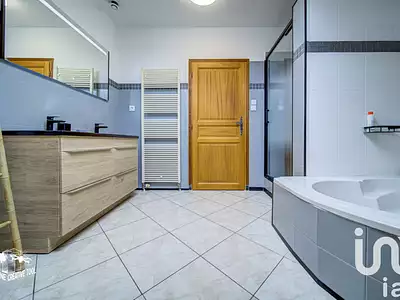 Maison, 121 m²
