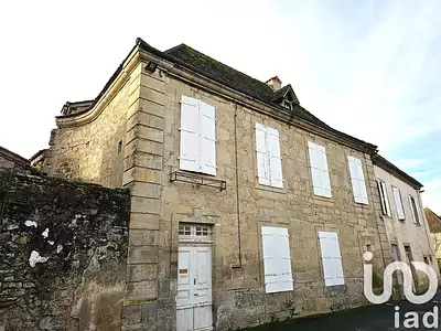 Maison, 180 m²