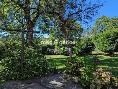 Maison, 251 m²