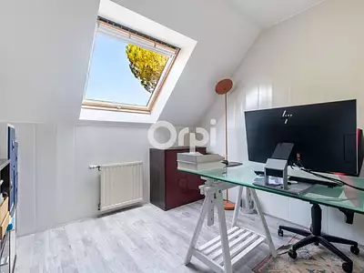 Maison, 166 m²