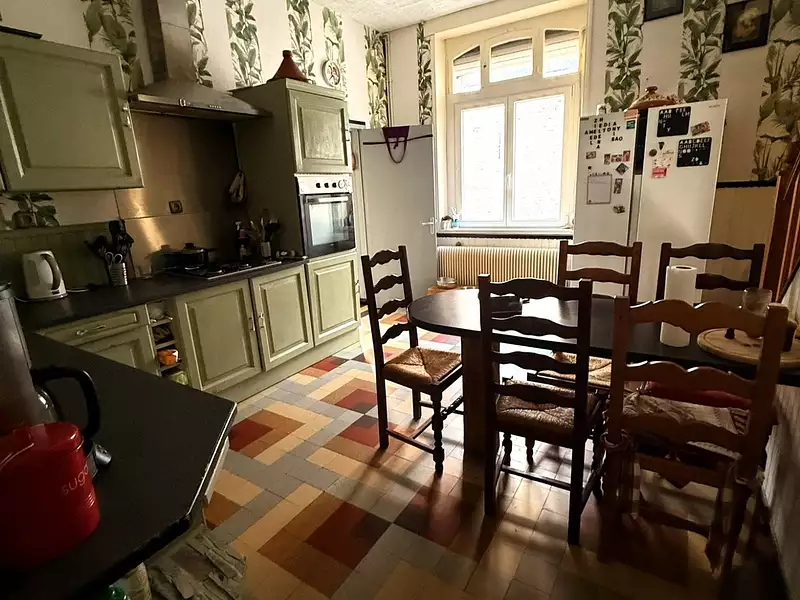 Maison, 168 m²