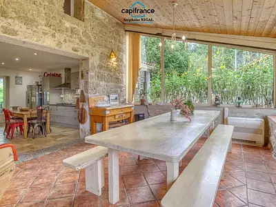 Maison, 315 m²