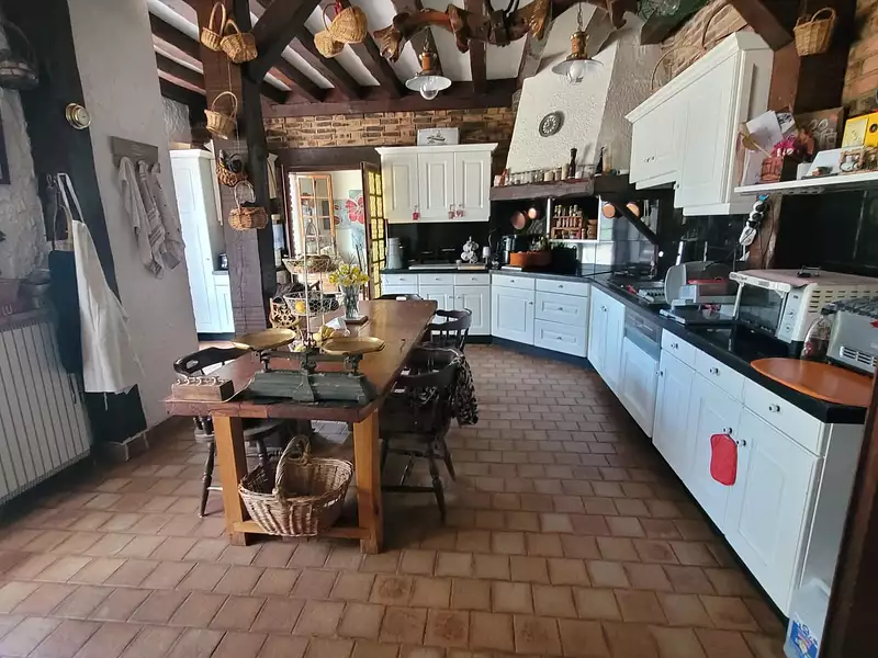 Maison, 285 m²