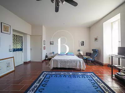 Maison, 260 m²