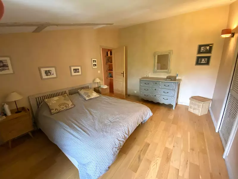 Maison, 270 m²