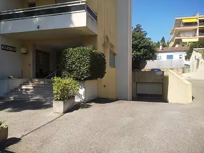 Parking, 13 m²