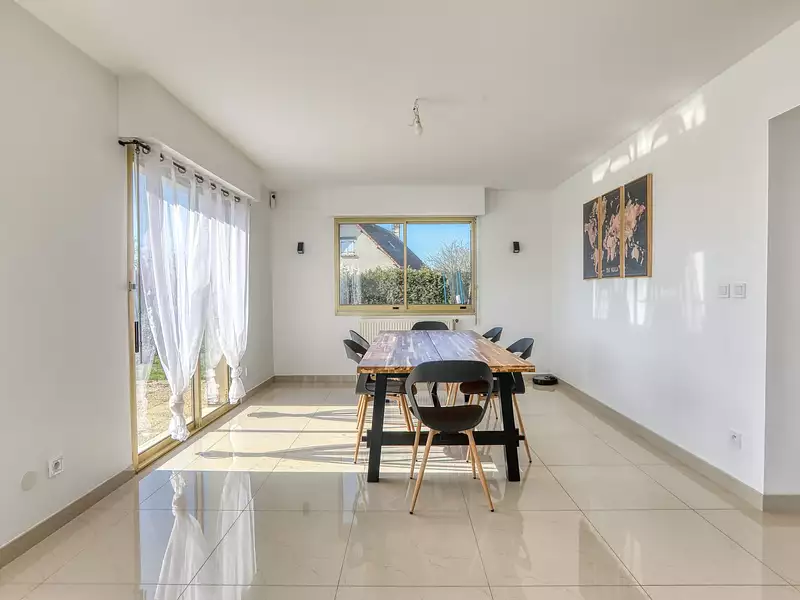 Maison, 114 m²
